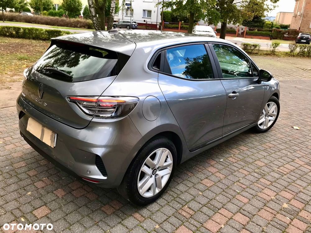 Renault Clio TCe 90 EVOLUTION - 24