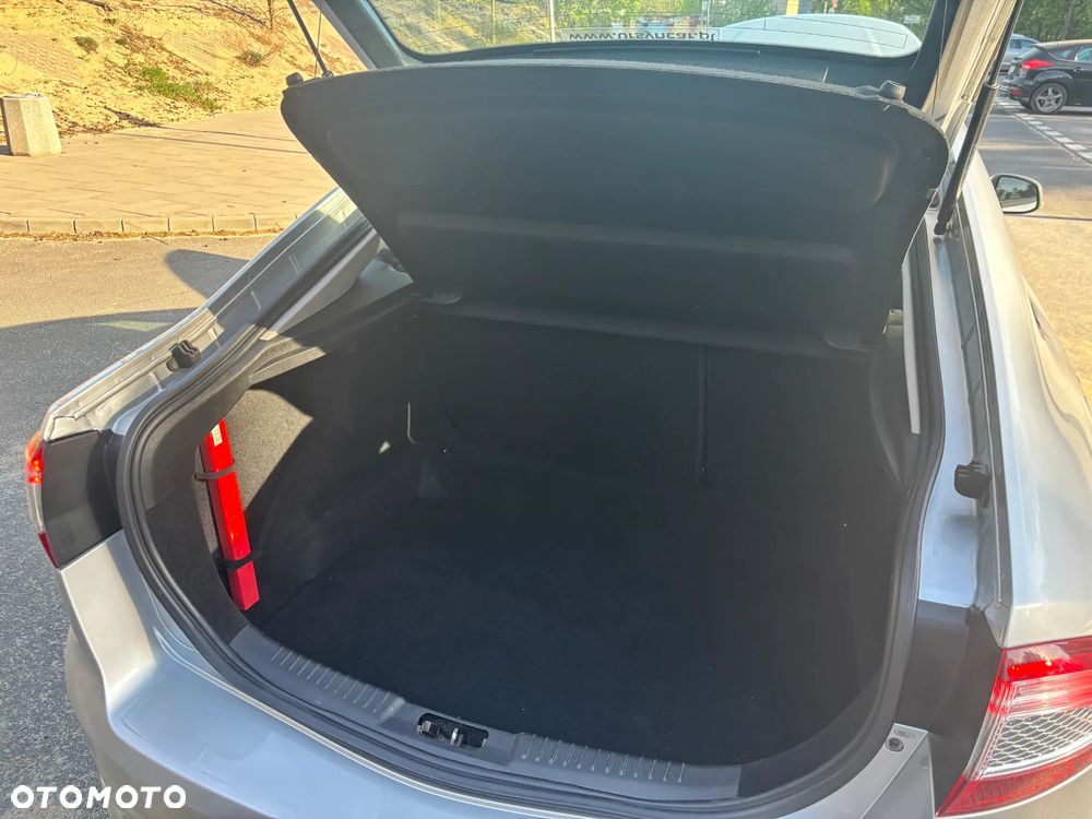 Ford Mondeo 1.6 Ambiente - 8