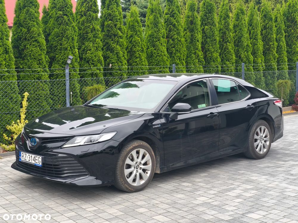Toyota Camry 2.5 Hybrid Comfort CVT - 2