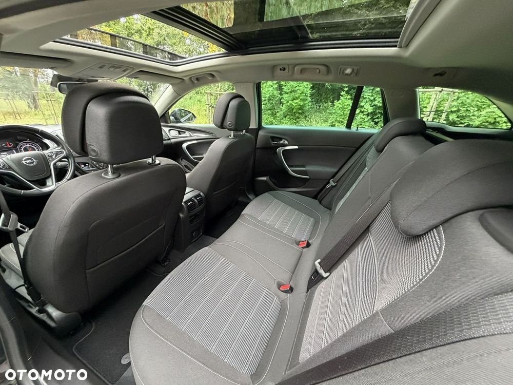 Opel Insignia - 25