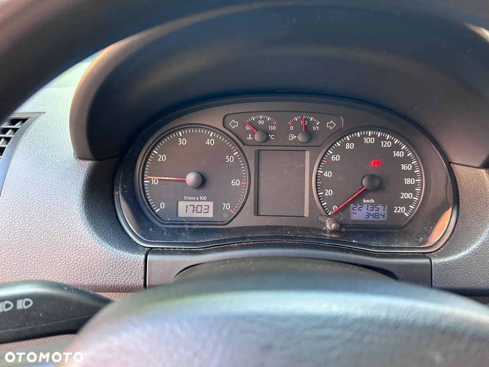 Volkswagen Polo - 8