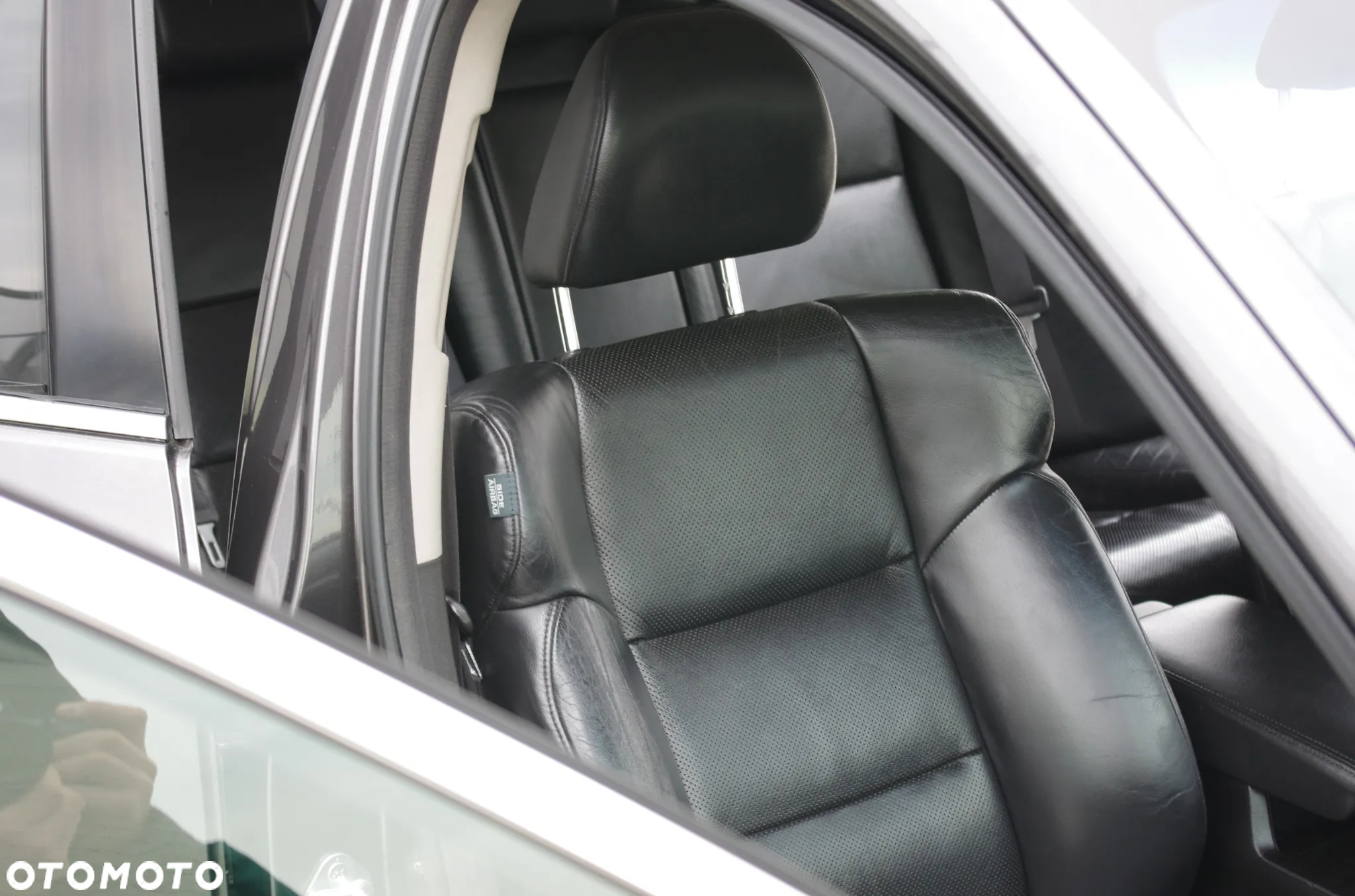Honda Accord 2.0 Executive - 28