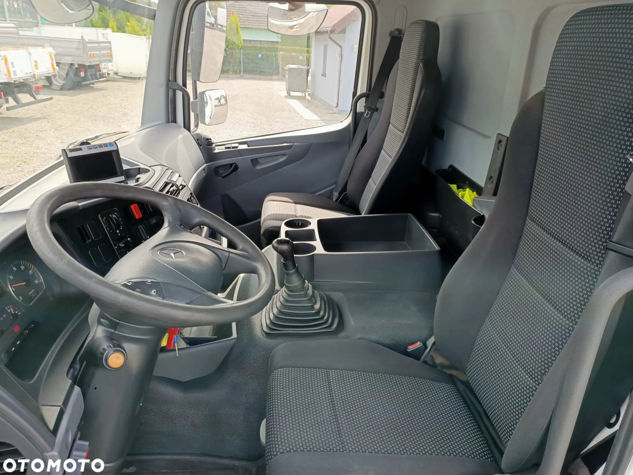 Mercedes-Benz Axor 1829 3 stronny NOWY kiper z blokadą mostu - 23