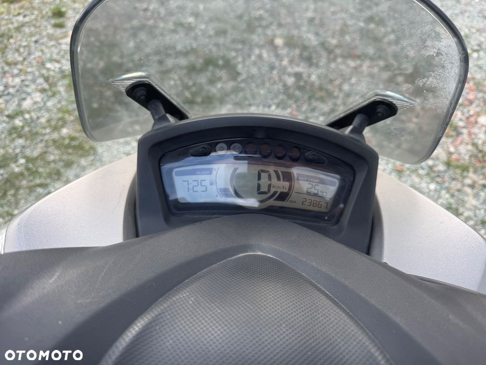 Yamaha Tricity - 9