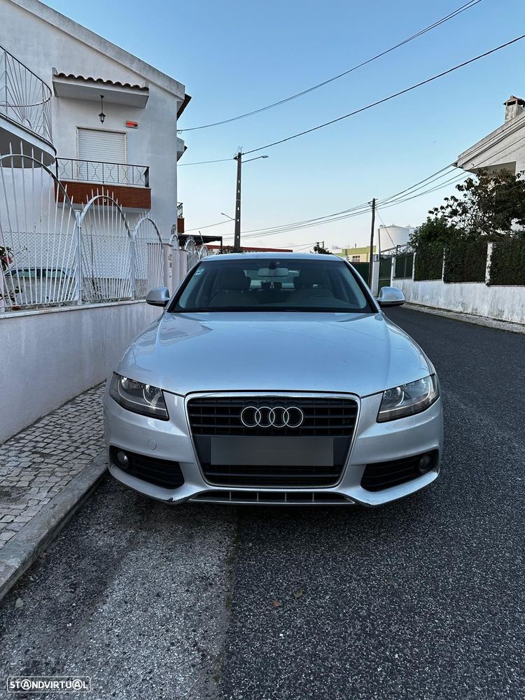 Audi A4 2.0 TDI Advance Multitronic - 5