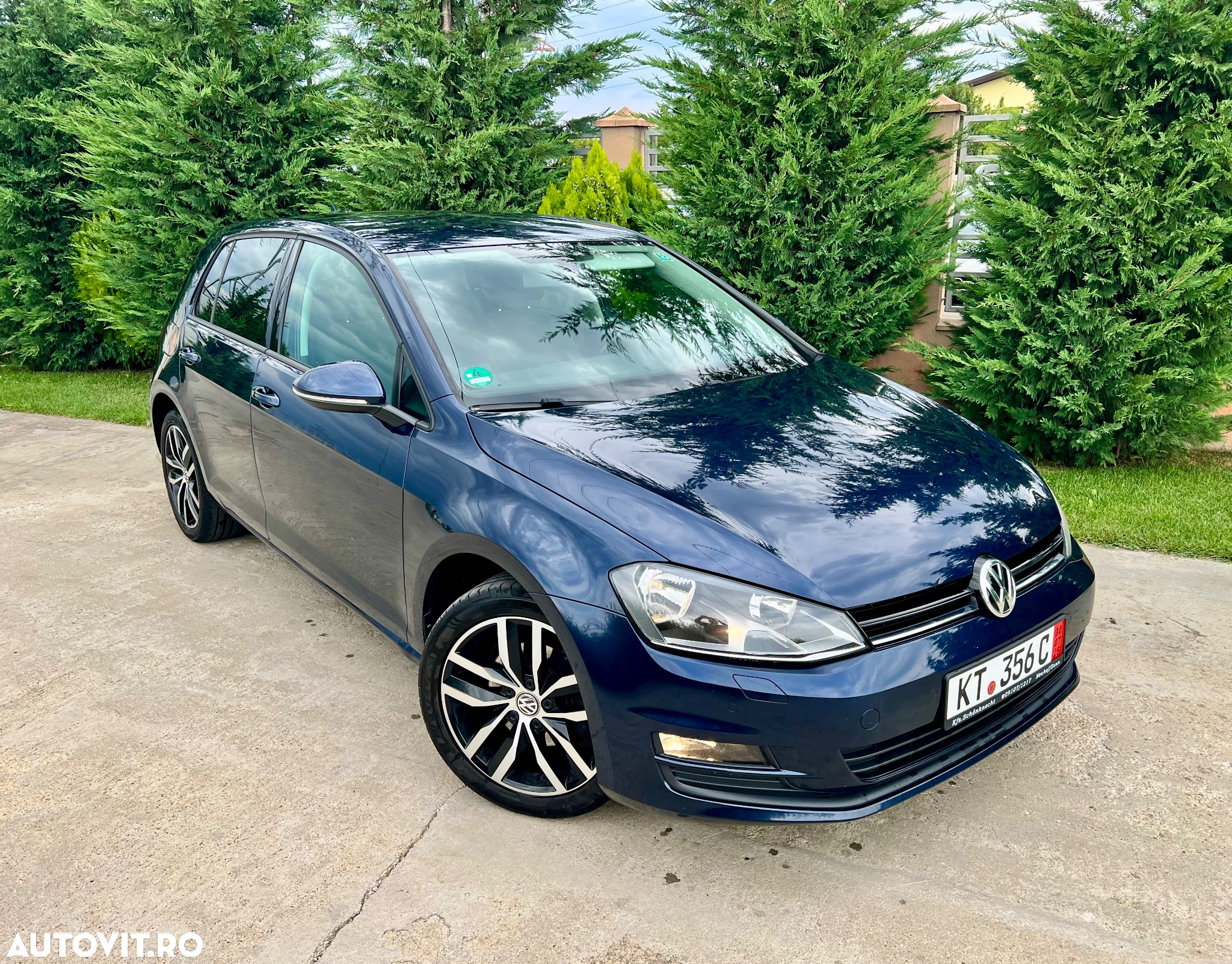 Volkswagen Golf 1.4 TSI BMT Comfortline - 36
