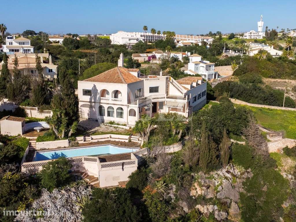 Moradia T5, com vista mar e piscina, em Albufeira, Algarve - Grande imagem: 2/28