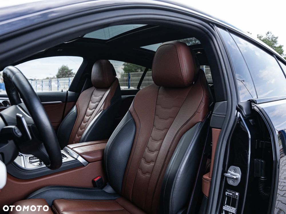 BMW Seria 8 840d xDrive - 25