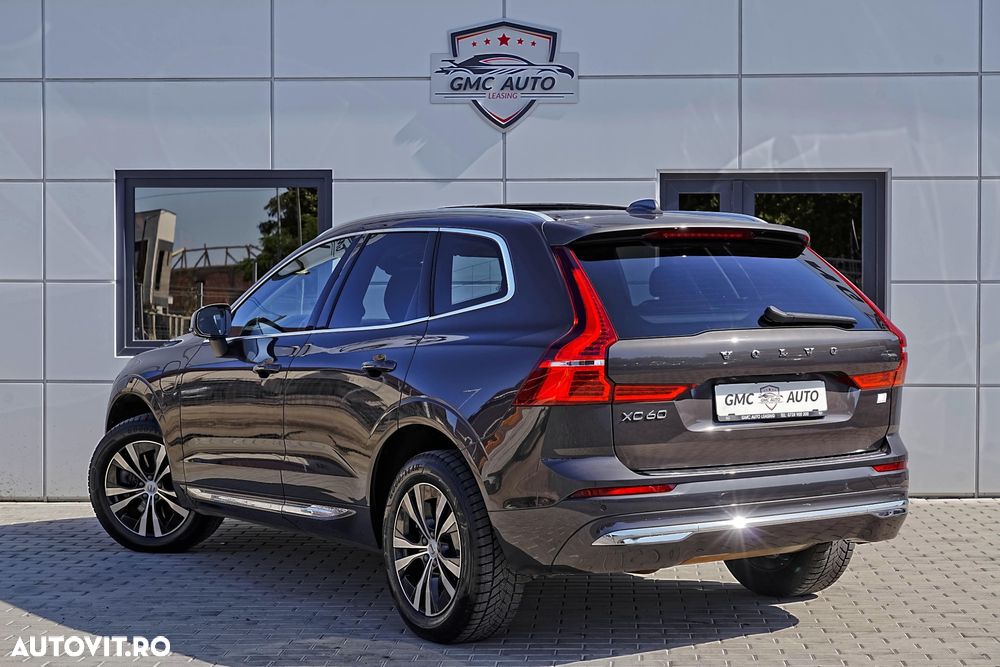 Volvo XC 60 T6 AWD Recharge Geartronic Inscription - 3