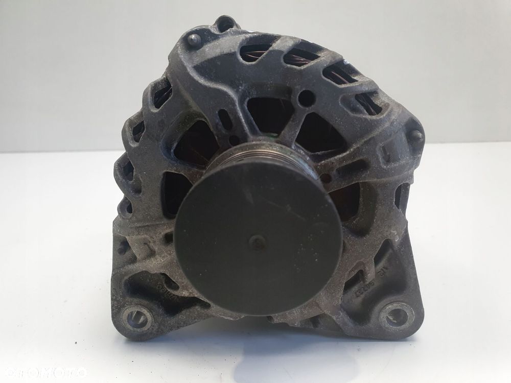ALTERNATOR Dacia Duster II 1.0 0.9 TCe _ 231006677R 2714143A. Alternator - 4