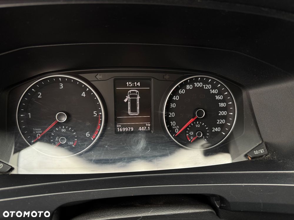 Volkswagen Caravelle 2.0 TDI L1 Trendline 4Motion DSG - 26