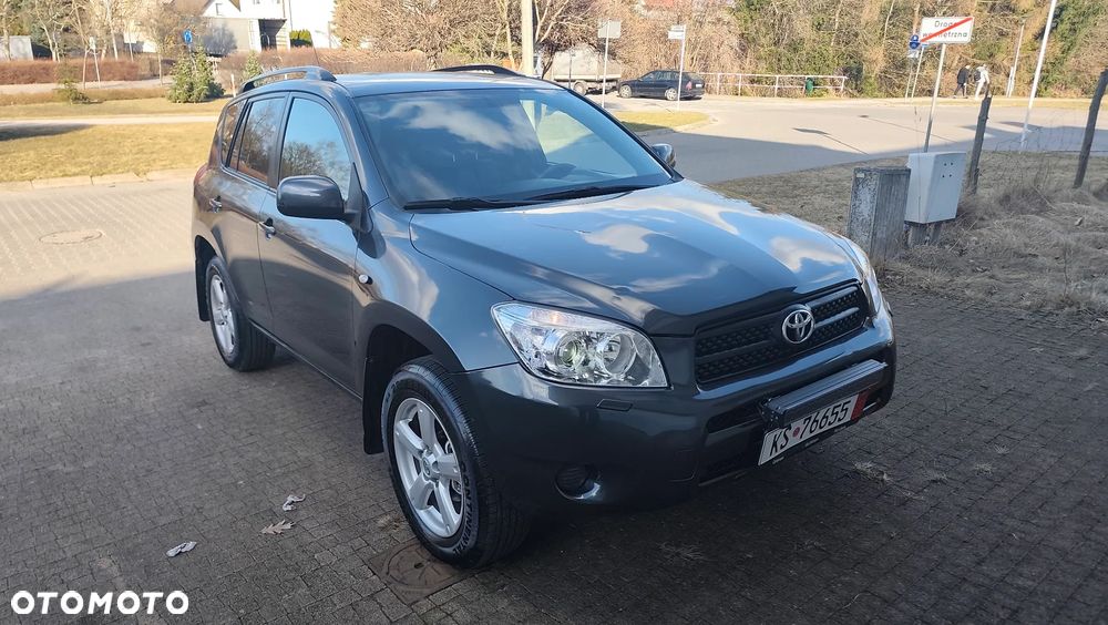 Toyota RAV4 2.0 4x4 Automatik Executive - 32