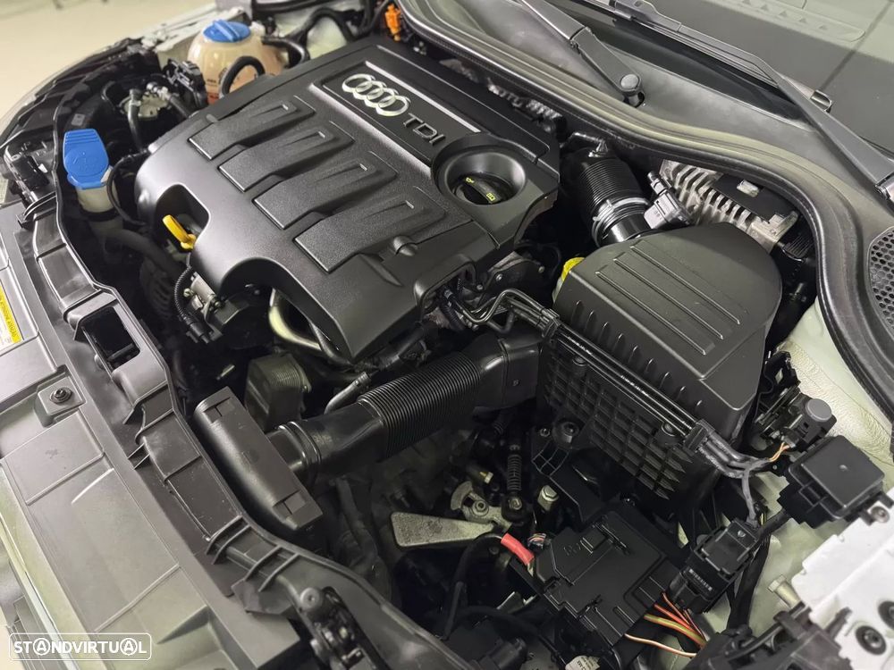 Audi A1 Sportback 1.6 TDI Advance - 10