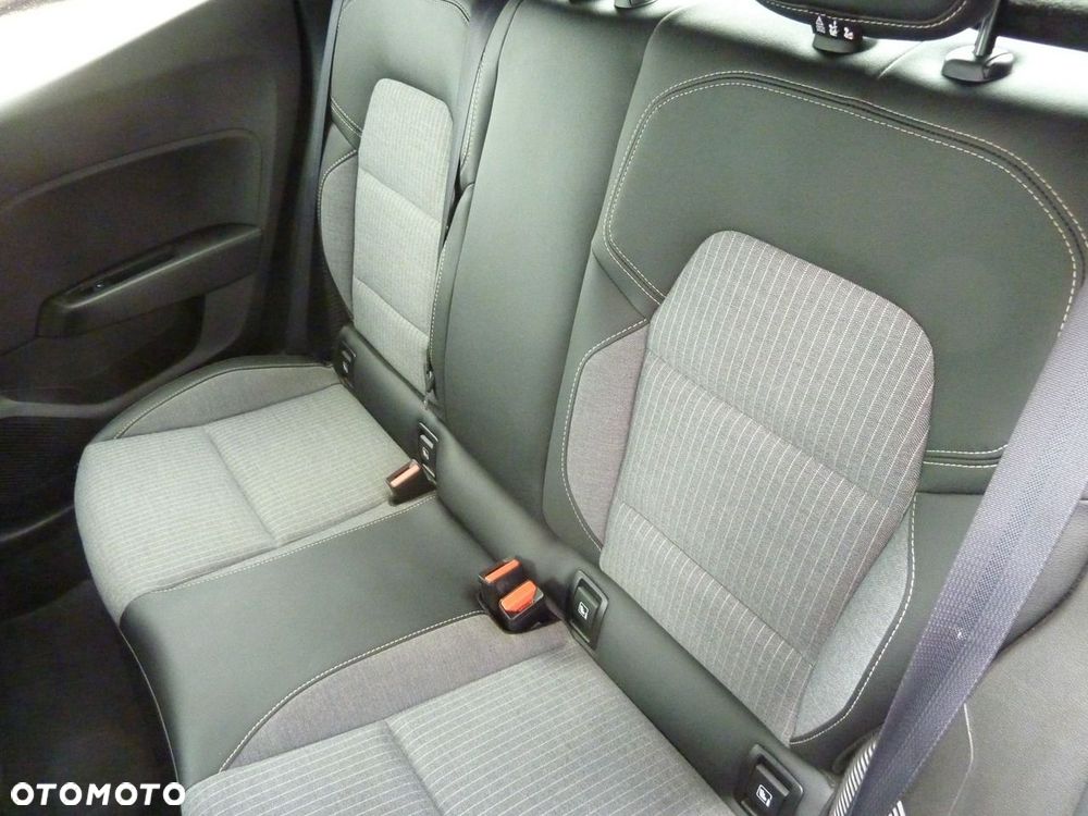 Renault Clio - 12