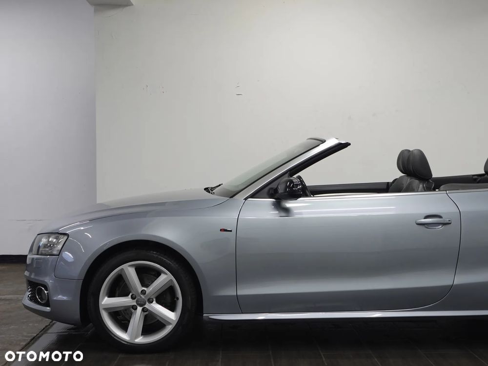 Audi A5 Cabrio - 16