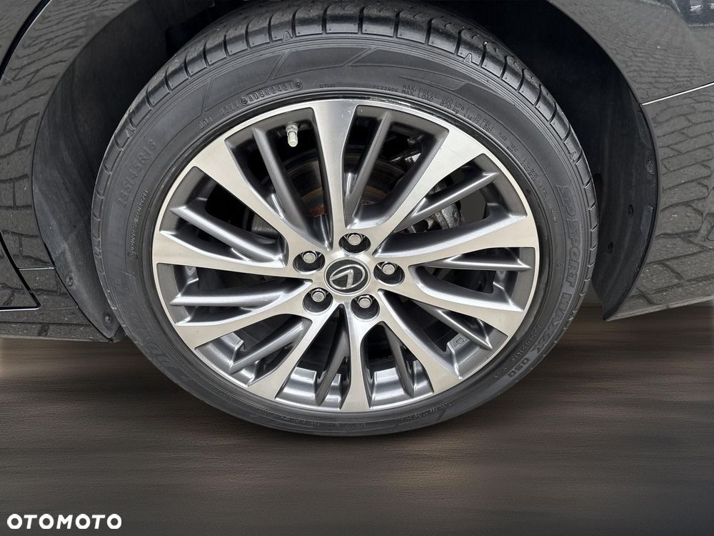 Lexus ES - 23