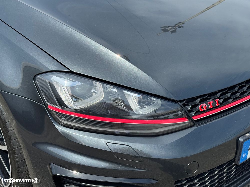 VW Golf GTI Performance BlueMotion - 31
