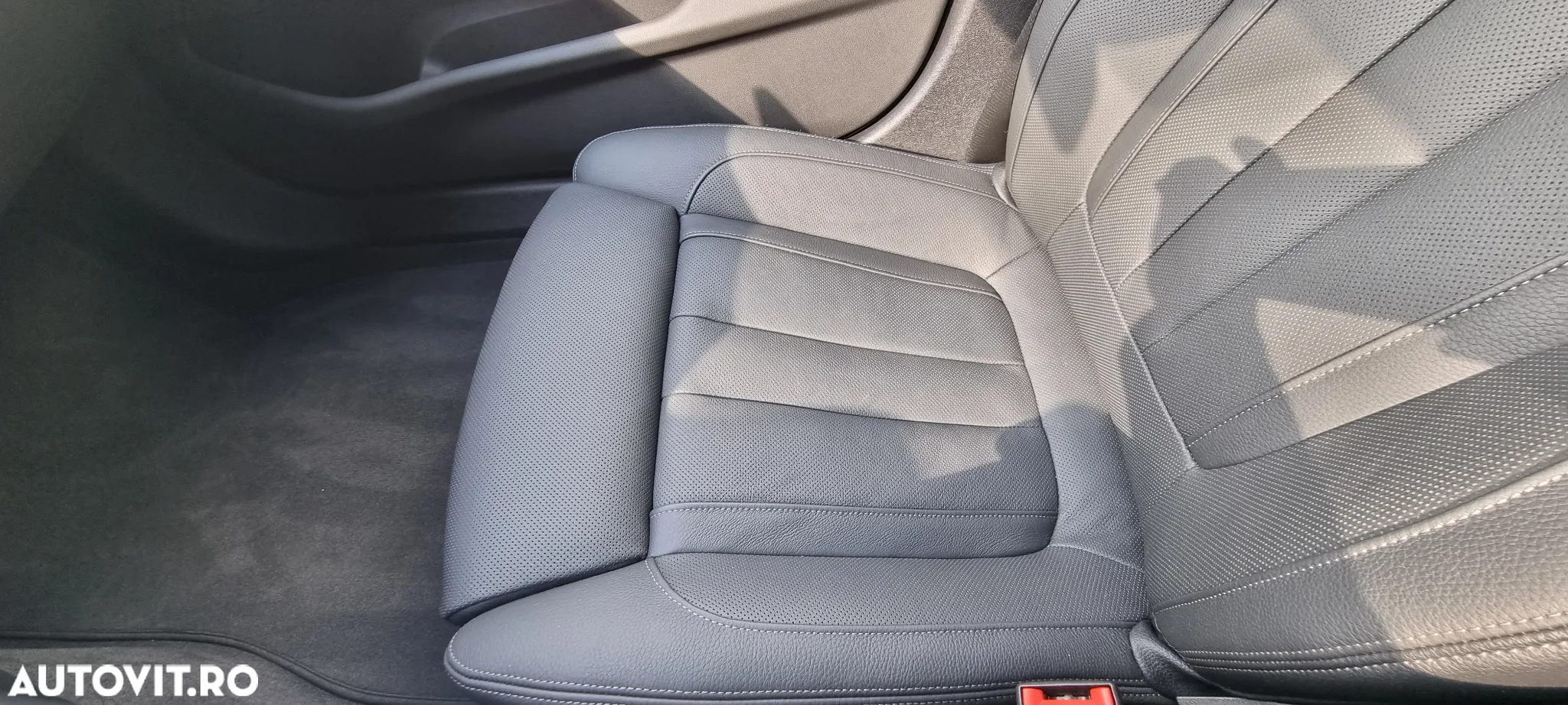 BMW Seria 5 520d xDrive AT MHEV - 14