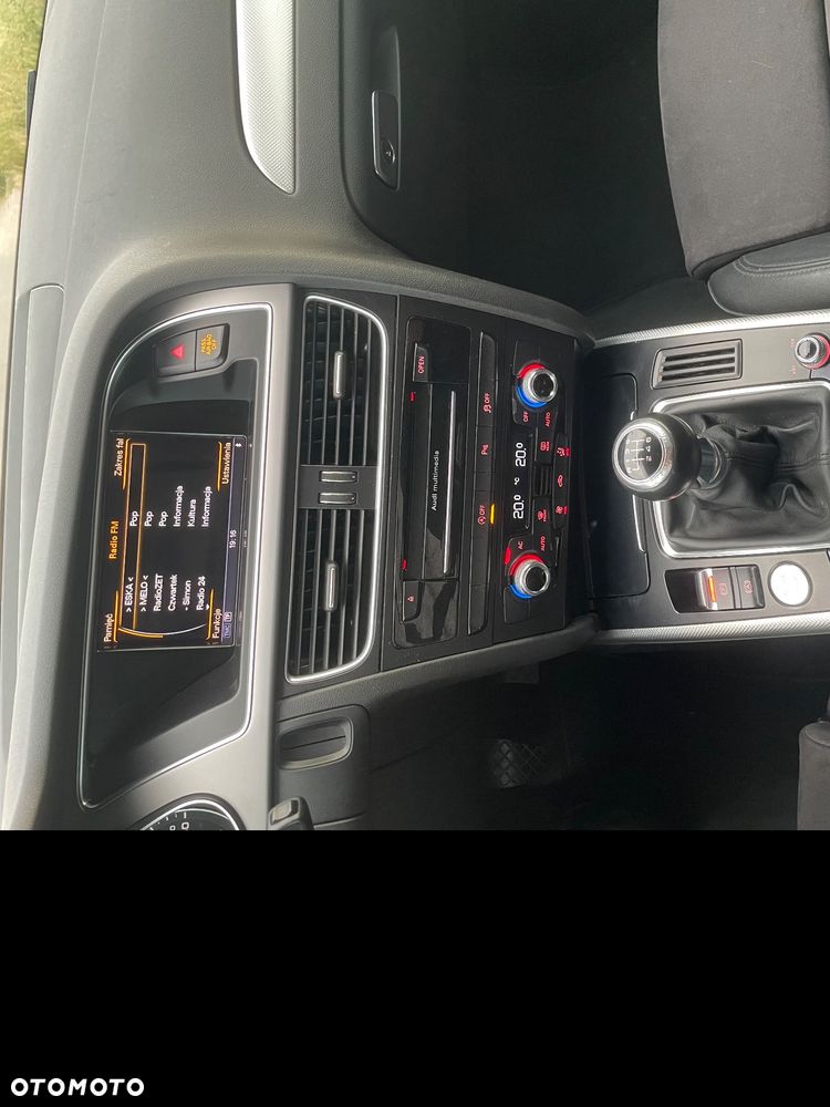 Audi A4 ver-1-8-tfsi-s-line-sportpaket - 12