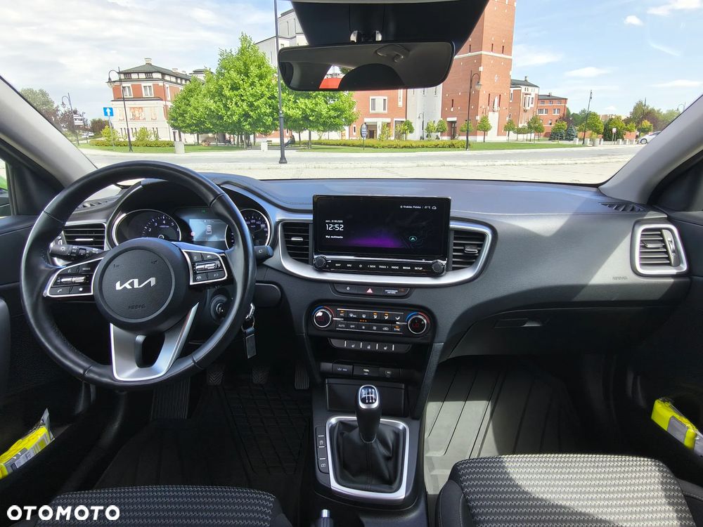 Kia XCeed 1.5 T-GDI M - 14