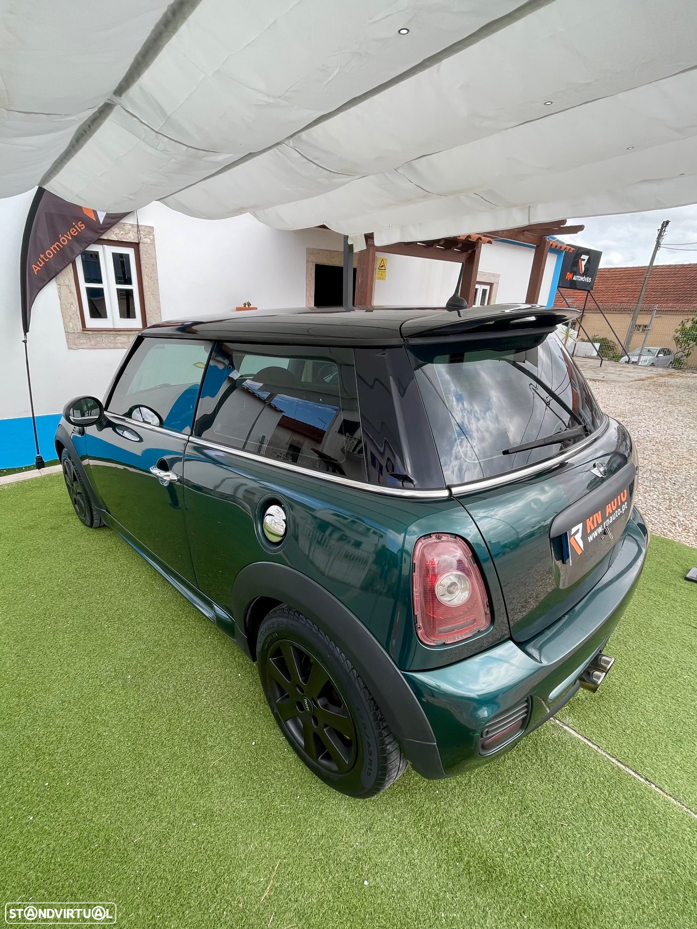 MINI 3 Portas Cooper D - 17