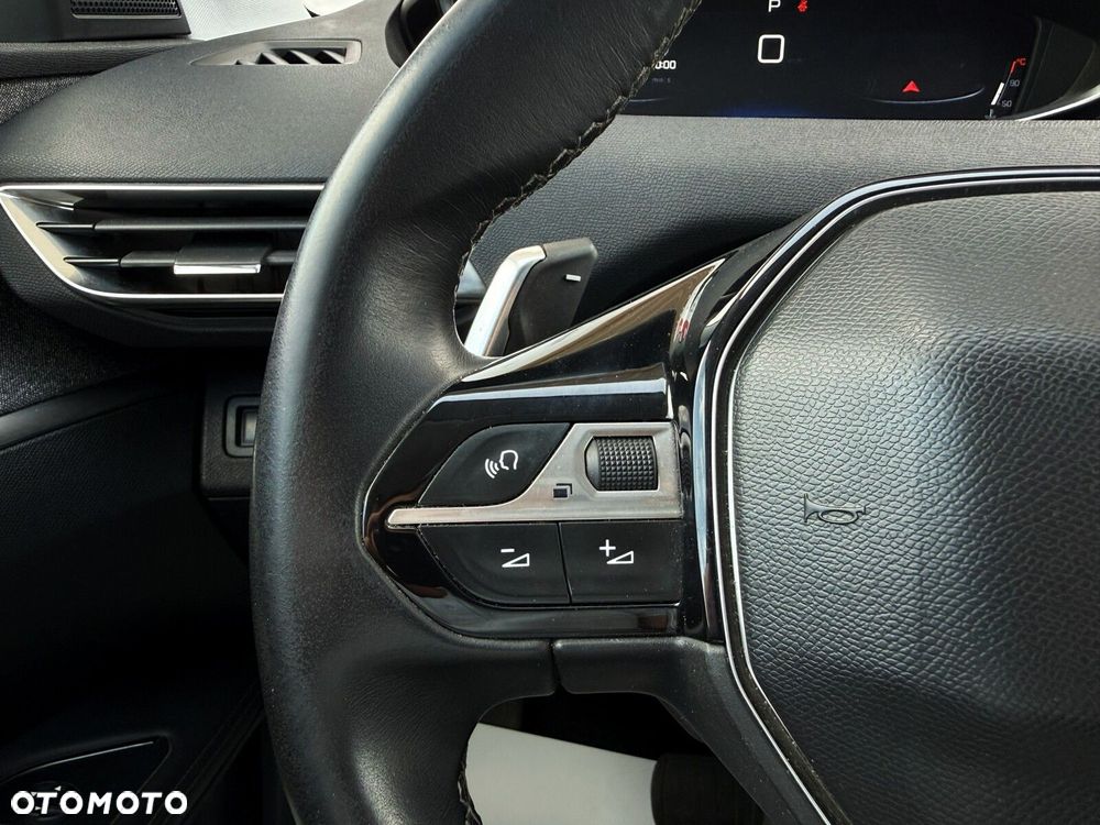 Peugeot 5008 1.6 THP Allure S&S EAT6 - 17