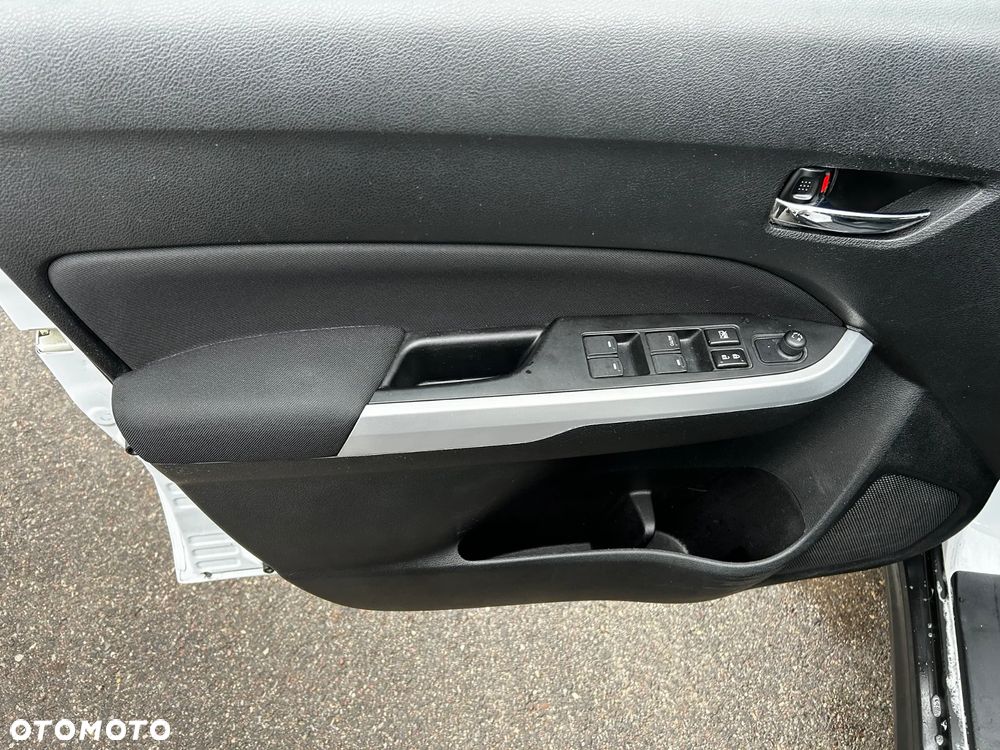 Suzuki Vitara 1.6 Premium 2WD - 10