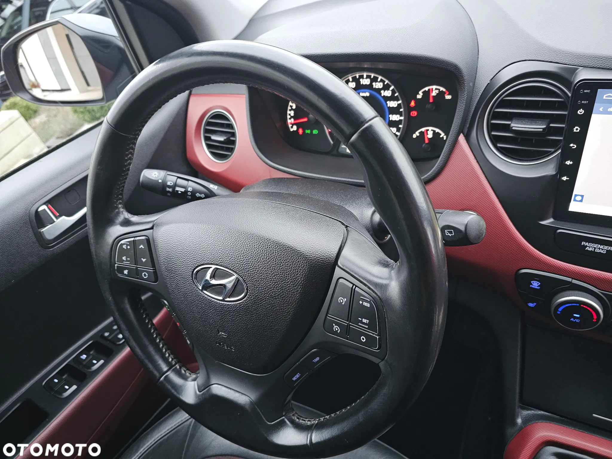 Hyundai i10 1.2 Premium - 32