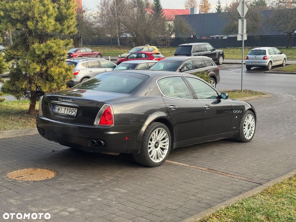 Maserati Quattroporte - 5