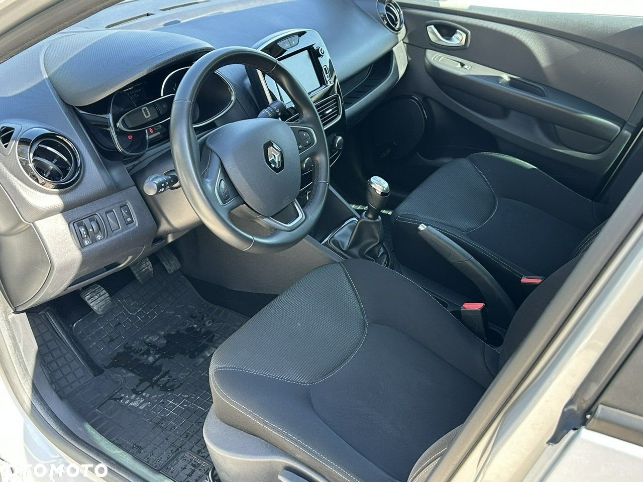 Renault Clio 0.9 Energy TCe Zen - 12