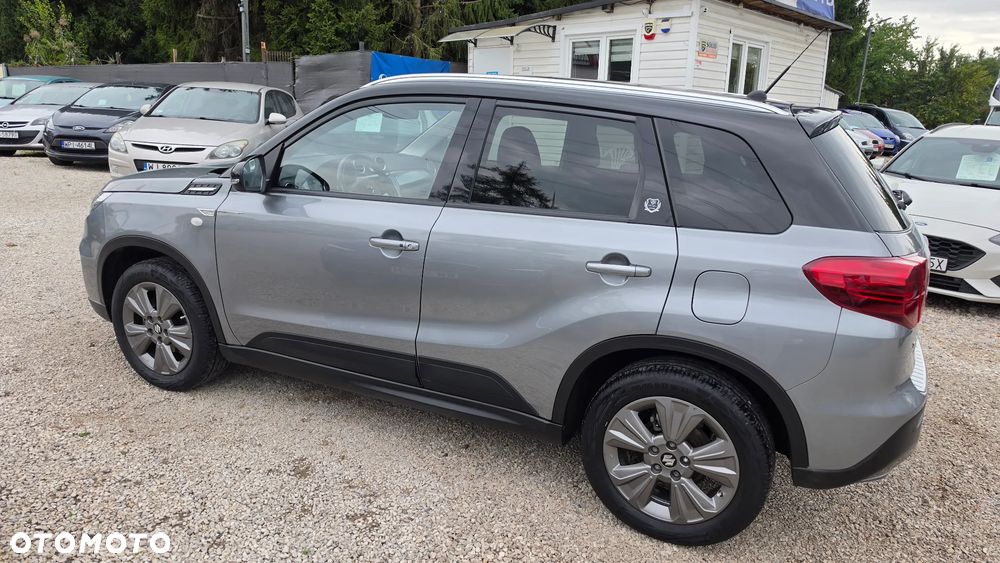 Suzuki Vitara 1.5 Dualjet Hybrid AGS Comfort+ - 14