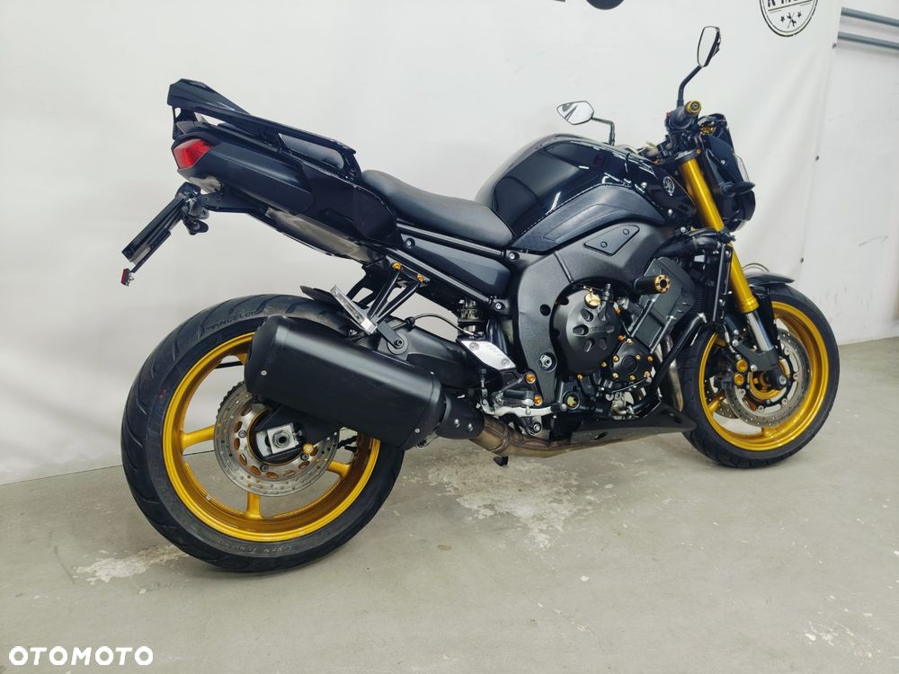 Yamaha FZ8 - 9