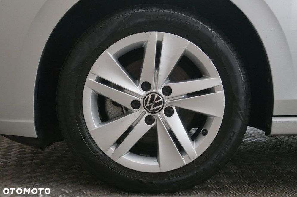 Volkswagen Golf Variant - 14