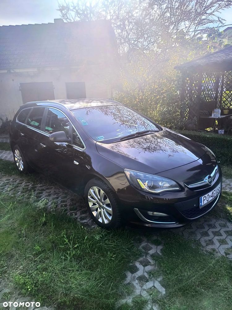 Opel Astra 2.0 CDTI Cosmo - 2