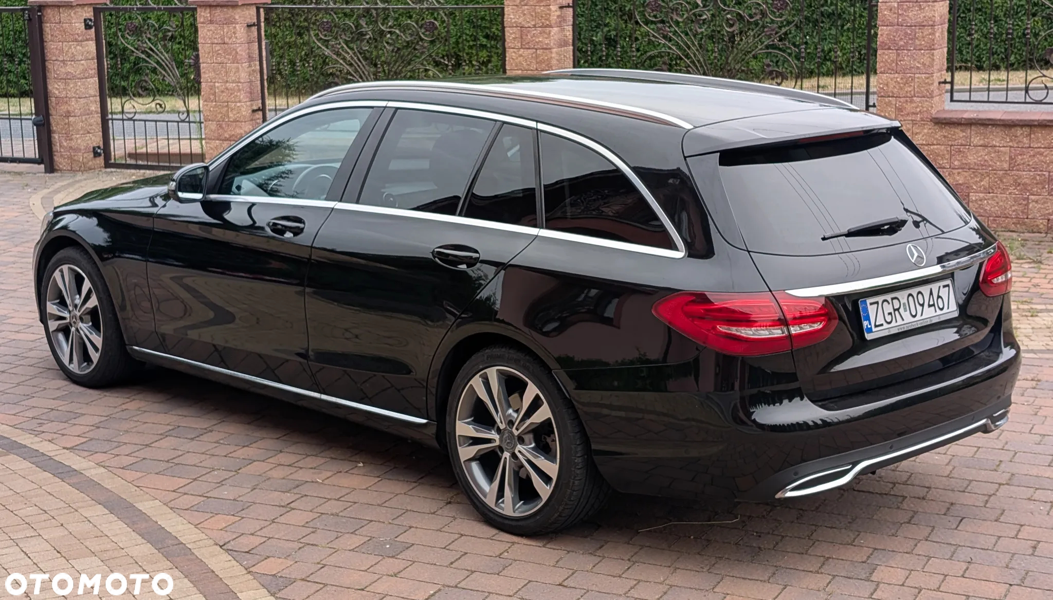 Mercedes-Benz Klasa C 200 (BlueTEC) d 7G-TRONIC - 2