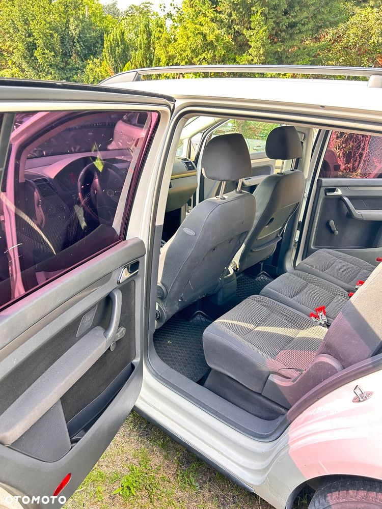 Volkswagen Touran 1.9 TDI Welcome - 8
