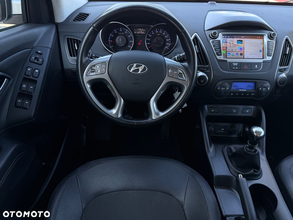 Hyundai ix35 1.6 2WD Fifa World Cup Edition - 15