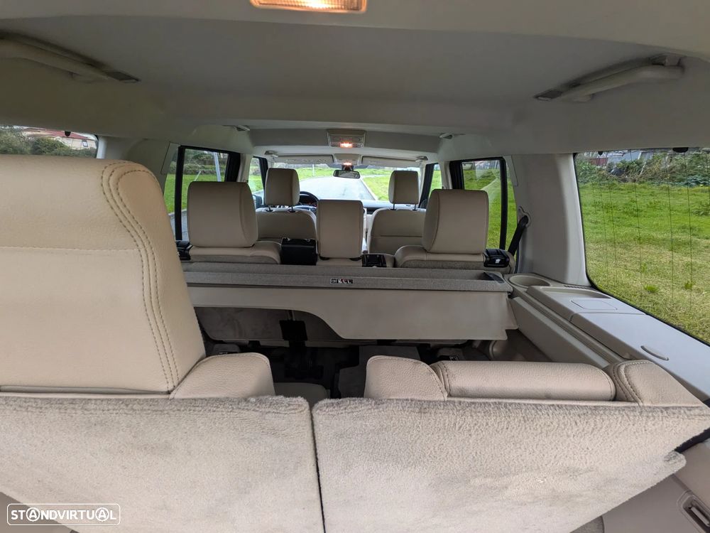 Land Rover Discovery 3.0 TD V6 HSE - 27