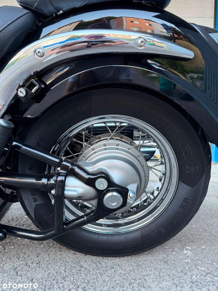 Suzuki Intruder - 10