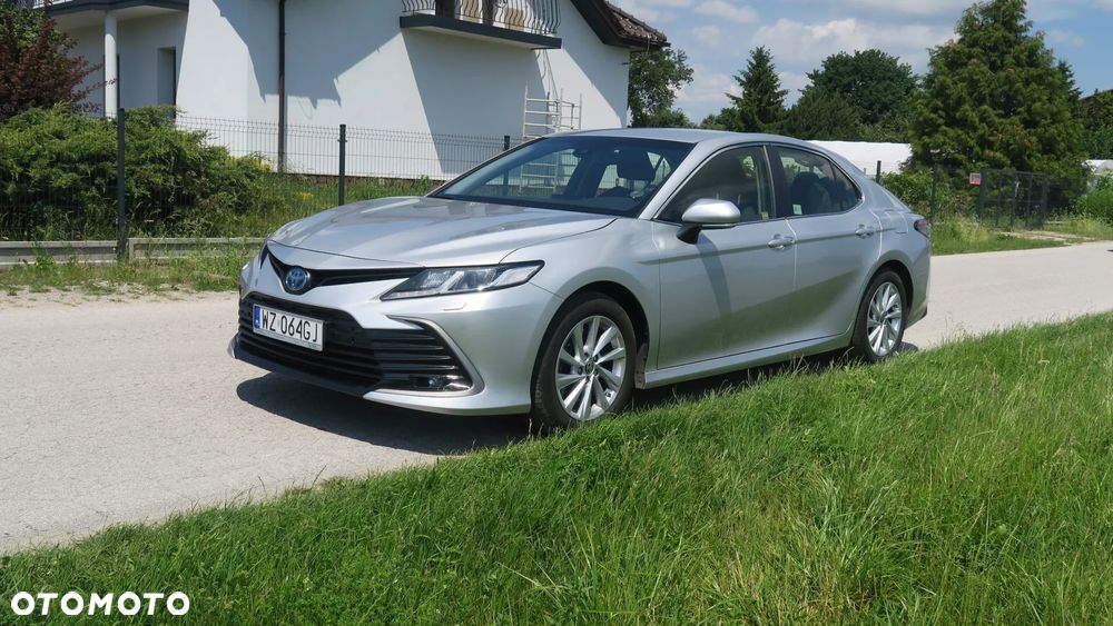 Toyota Camry - 13