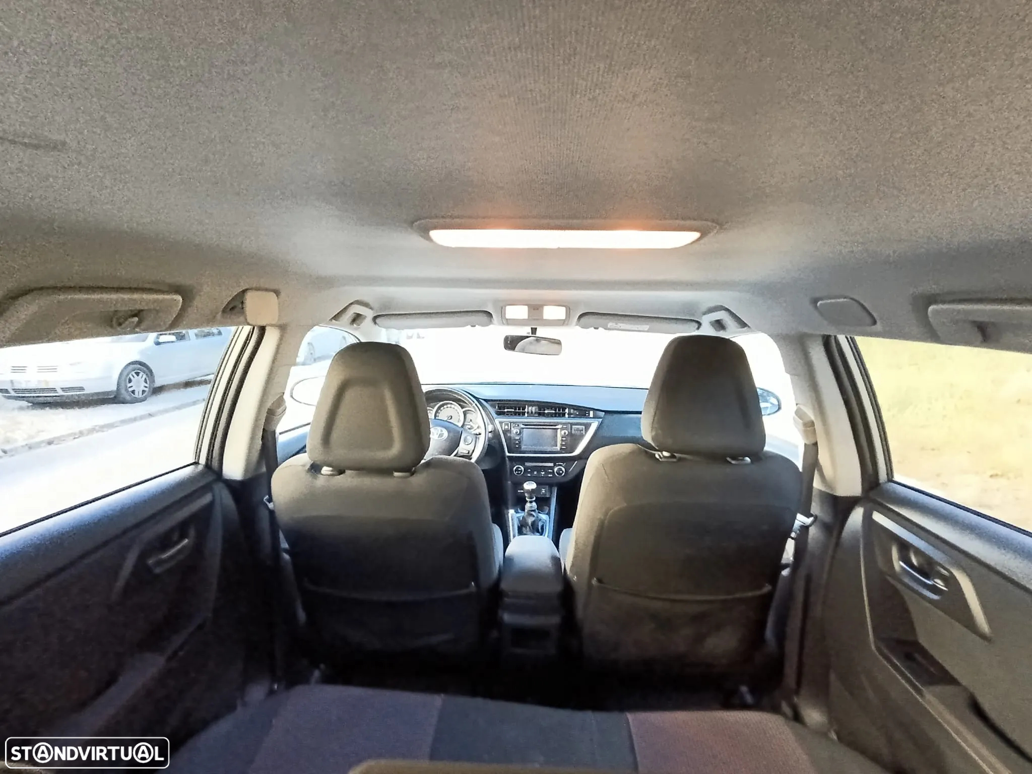 Toyota Auris Touring Sports 1.4 D-4D Com+P.Sport +Navi - 24