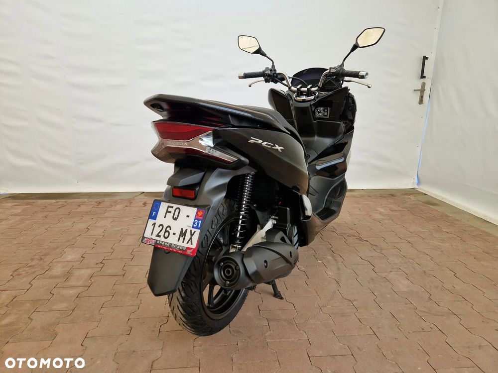 Honda PCX - 11