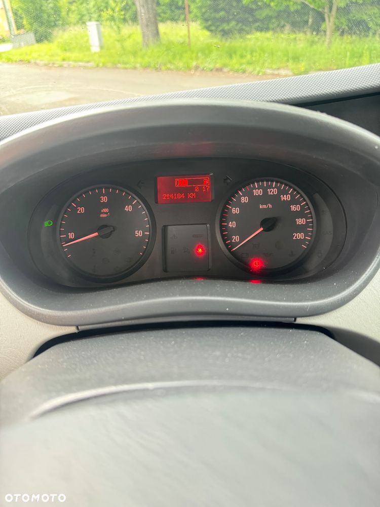Opel Vivaro L2H1 2.9t - 8