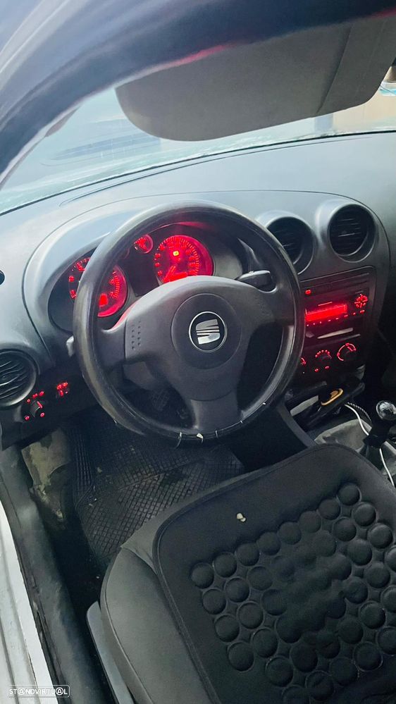 SEAT Ibiza 1.2 12V Reference - 7