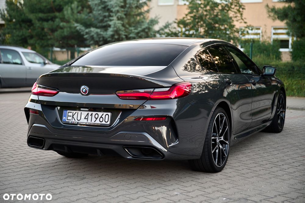 BMW Seria 8 - 13