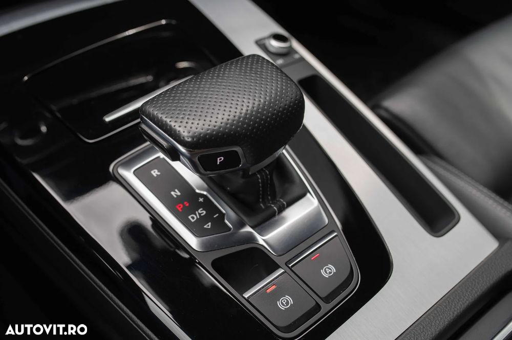 Audi Q5 40 TDI quattro S tronic S line - 29
