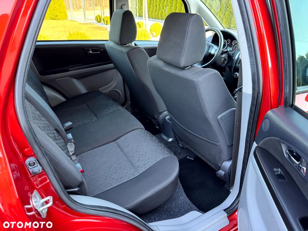 Suzuki SX4 - 12