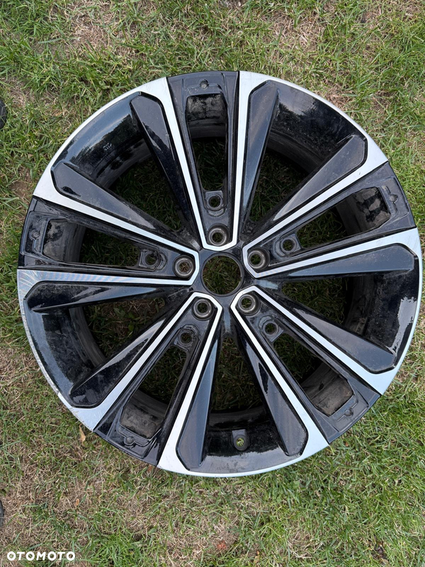 Felga Toyota 20 cali