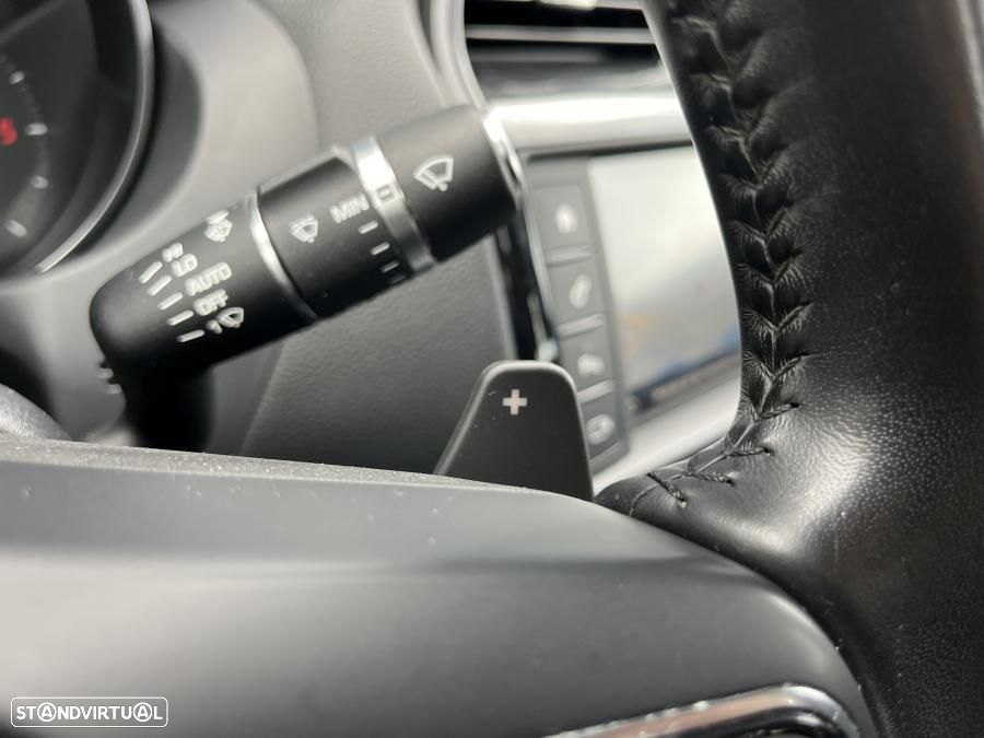 Jaguar XE 2.0 D Prestige Aut. - 21