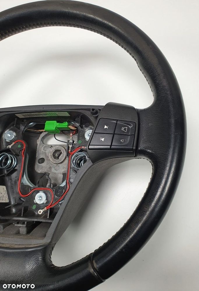 KIEROWNICA MULTIFUNKCJA VOLVO C70 II 9466979 - 2